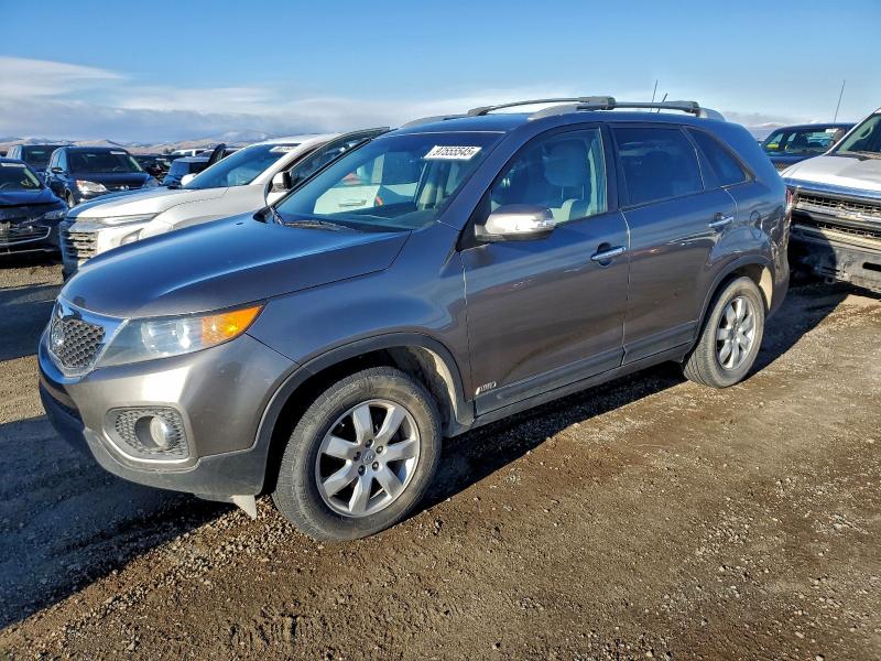 Photo 1 from auction – 2013 KIA SORENTO LX with VIN 5XYKTCA65DG326820