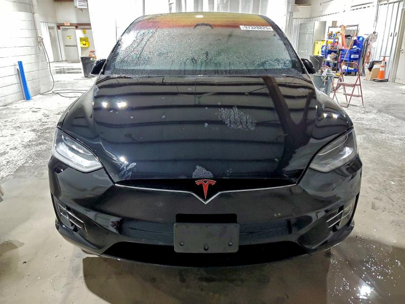 Photo 5 from auction – 2019 TESLA MODEL X with VIN 5YJXCDE48KF180406