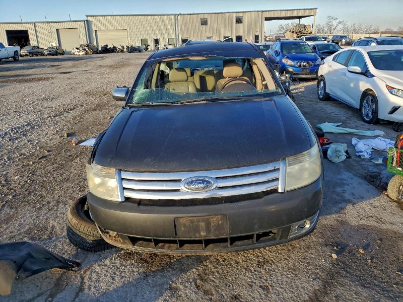 Фото 5 с аукциона – 2008 FORD TAURUS LIM с VIN 1FAHP28W48G131458