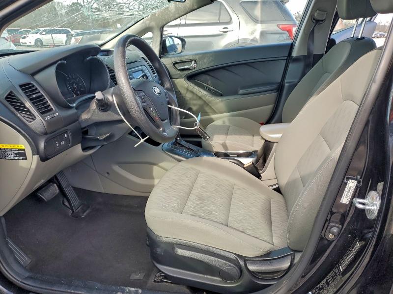 Photo 7 from auction – 2016 KIA FORTE LX with VIN KNAFK4A65G5534135
