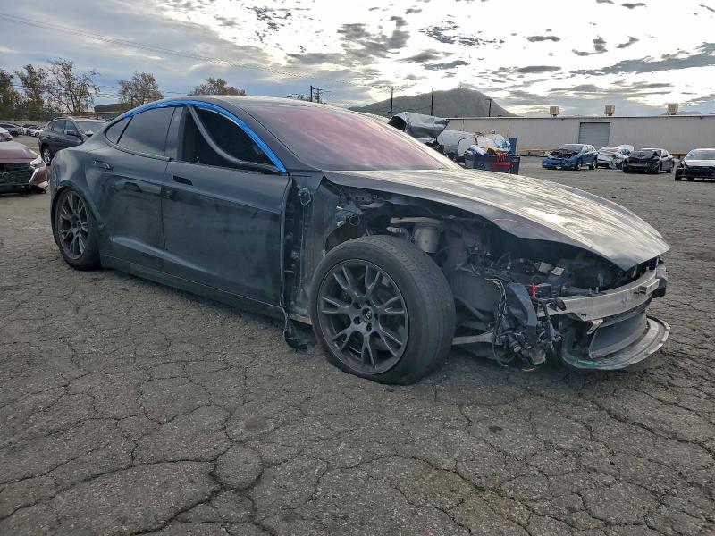 Photo 4 from auction – 2022 TESLA MODEL S with VIN 5YJSA1E52NF491731