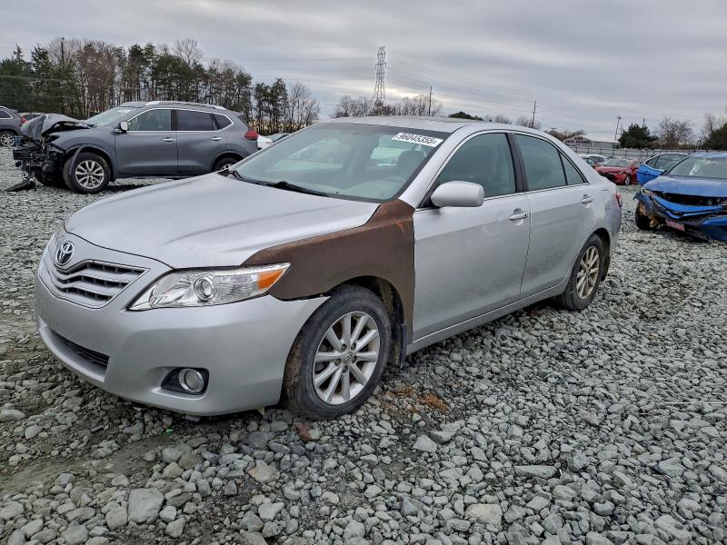 TOYOTA CAMRY SE 2011 with VIN 4T1BK3EK9BU617838 - Photo from auction