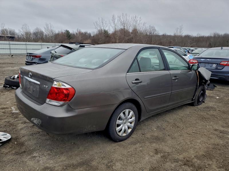 Photo 3 from auction – 2005 TOYOTA CAMRY LE with VIN 4T1BE32K85U631424