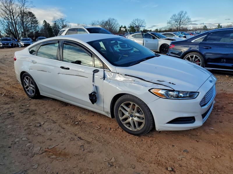 Photo 4 from auction – 2014 FORD FUSION SE with VIN 3FA6P0H72ER386330