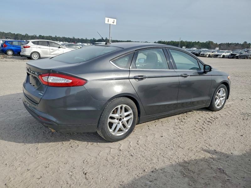 Photo 3 from auction – 2016 FORD FUSION SE with VIN 1FA6P0HD6G5107893