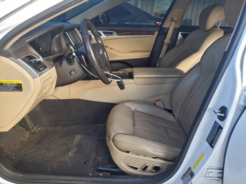 Photo 7 from auction – 2015 HYUNDAI GENESIS 3. with VIN KMHGN4JE2FU032124