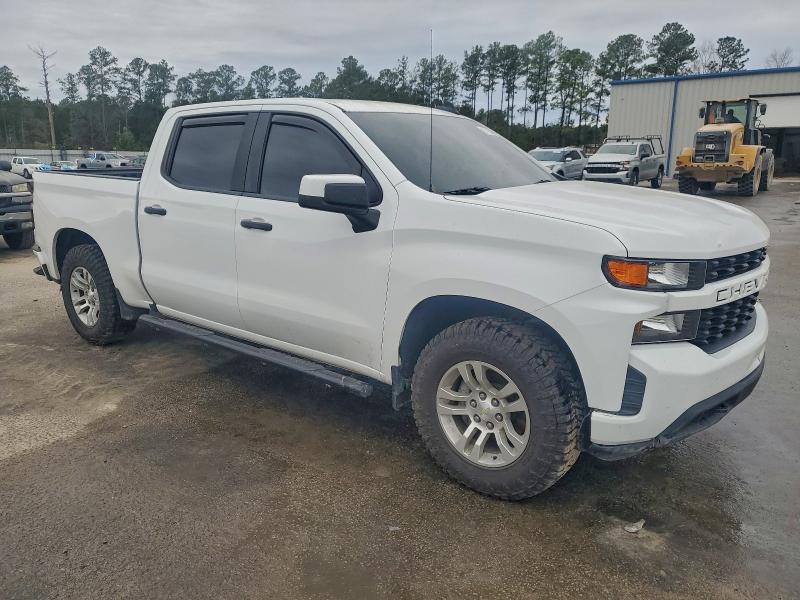 Photo 4 from auction – 2019 CHEVROLET SILVERADO with VIN 3GCPWBEF1KG299874