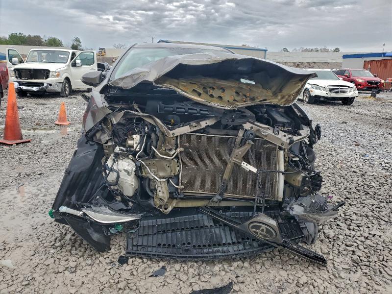 Photo 5 from auction – 2017 TOYOTA COROLLA L with VIN 5YFBURHEXHP701437