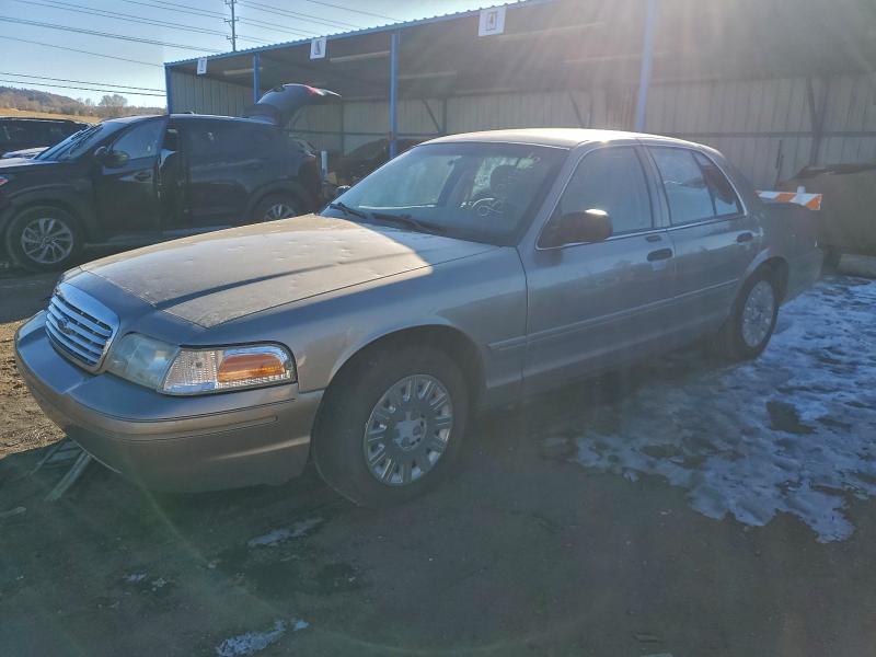 FORD CROWN VICT 2004 with VIN 2FAFP73W04X147463 - Photo from auction