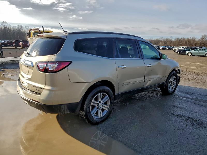 Photo 3 from auction – 2015 CHEVROLET TRAVERSE L with VIN 1GNKVGKDXFJ192492