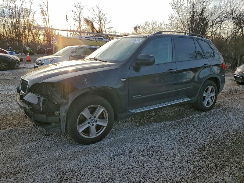 BMW X5 XDRIVE3 2013 with VIN 5UXZV4C58D0B09126 - Photo from auction