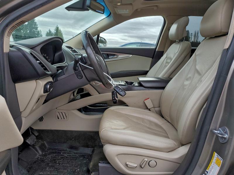 Photo 7 from auction – 2017 LINCOLN MKX RESERV with VIN 2LMPJ6LR5HBL34477