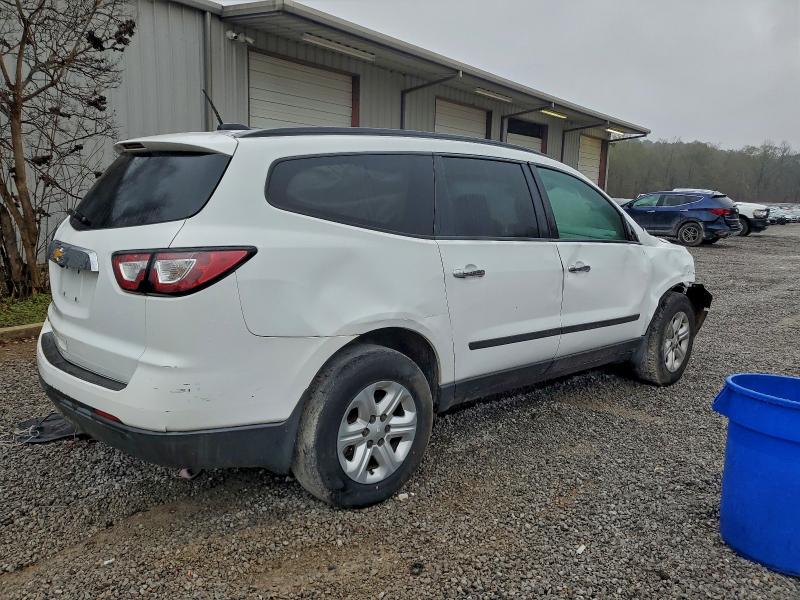 Photo 3 from auction – 2017 CHEVROLET TRAVERSE L with VIN 1GNKRFED9HJ257779