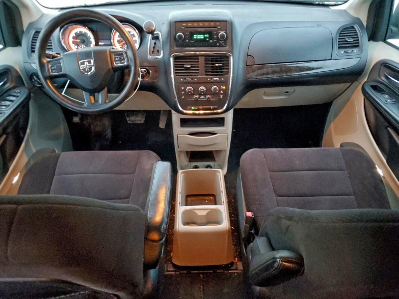 Photo 8 from auction – 2011 DODGE GRAND CARA with VIN 2D4RN3DG2BR711860