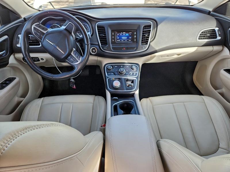 Photo 8 from auction – 2015 CHRYSLER 200 LIMITE with VIN 1C3CCCAB4FN532177