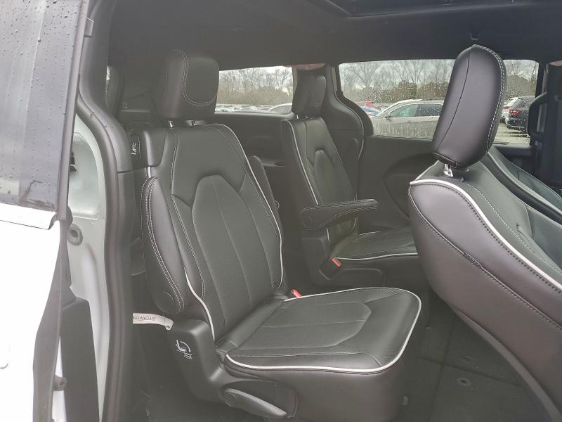 Photo 11 from auction – 2026 CHRYSLER PACIFICA L with VIN 2C4RC1GG7TR195869