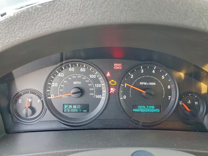 Photo 9 from auction – 2005 JEEP GRAND CHER with VIN 1J4HR48N85C583594
