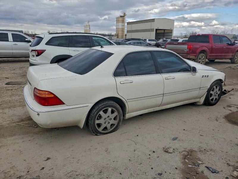 Photo 3 from auction – 2002 ACURA 3.5RL with VIN JH4KA96692C006143