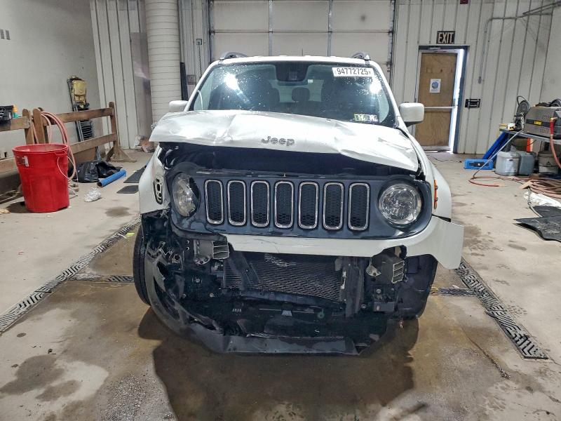 Photo 5 from auction – 2015 JEEP RENEGADE L with VIN ZACCJBBT3FPB32542