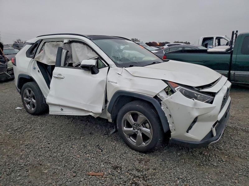 Photo 4 from auction – 2019 TOYOTA RAV4 LIMIT with VIN JTMDWRFVXKD508561