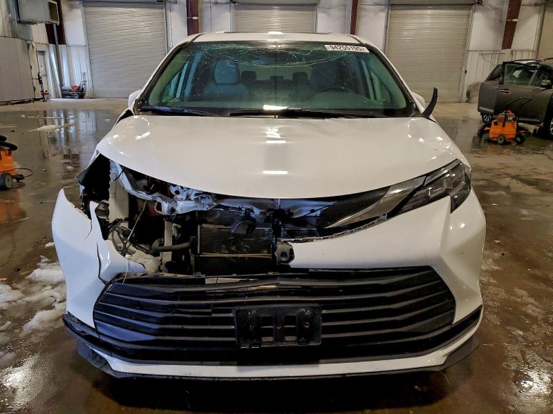 صورة رقم 5 من المزاد - 2023 TOYOTA SIENNA LE مع VIN 5TDBSKFC4PS105583