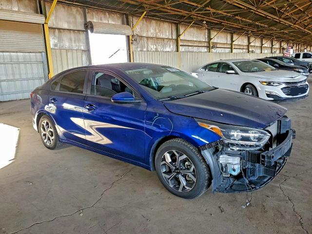 Photo 4 from auction – 2021 KIA FORTE FE with VIN 3KPF24AD1ME300527