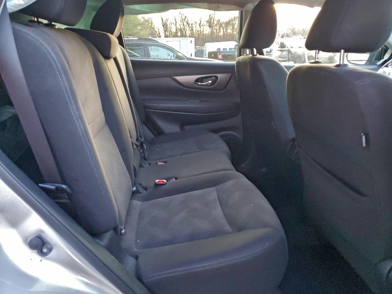 Photo 11 from auction – 2016 NISSAN ROGUE S with VIN KNMAT2MV0GP708800