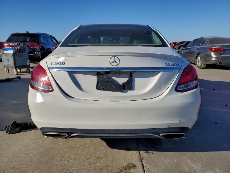 Photo 6 from auction – 2016 MERCEDES-BENZ C 300 with VIN 55SWF4JB0GU116342