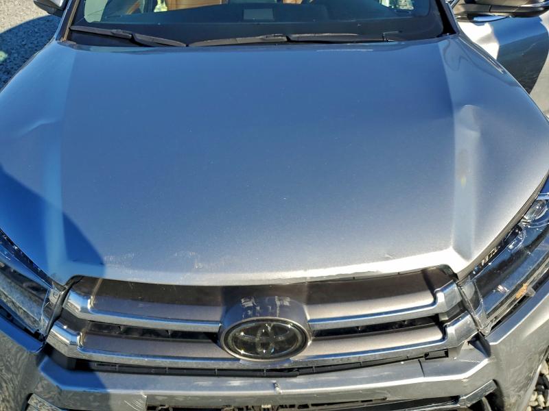 Photo 12 from auction – 2019 TOYOTA HIGHLANDER with VIN 5TDDZRFH9KS726335