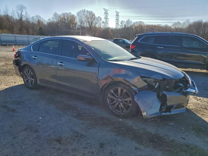 Photo 4 from auction – 2018 NISSAN ALTIMA with VIN 1N4AL3AP2JC232016