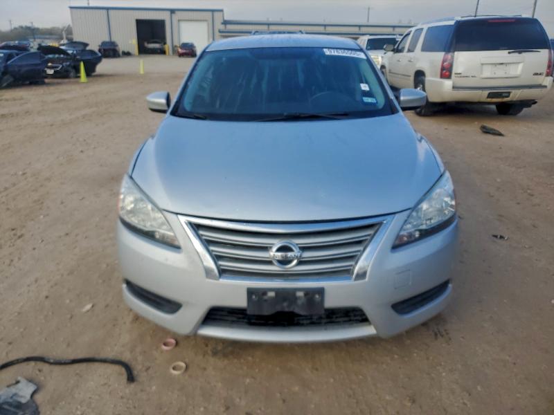 Photo 5 from auction – 2015 NISSAN SENTRA S with VIN 3N1AB7AP1FL645385