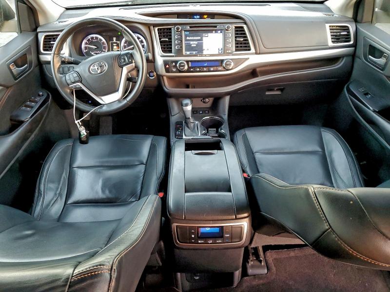 Photo 8 from auction – 2016 TOYOTA HIGHLANDER with VIN 5TDJKRFH1GS336800