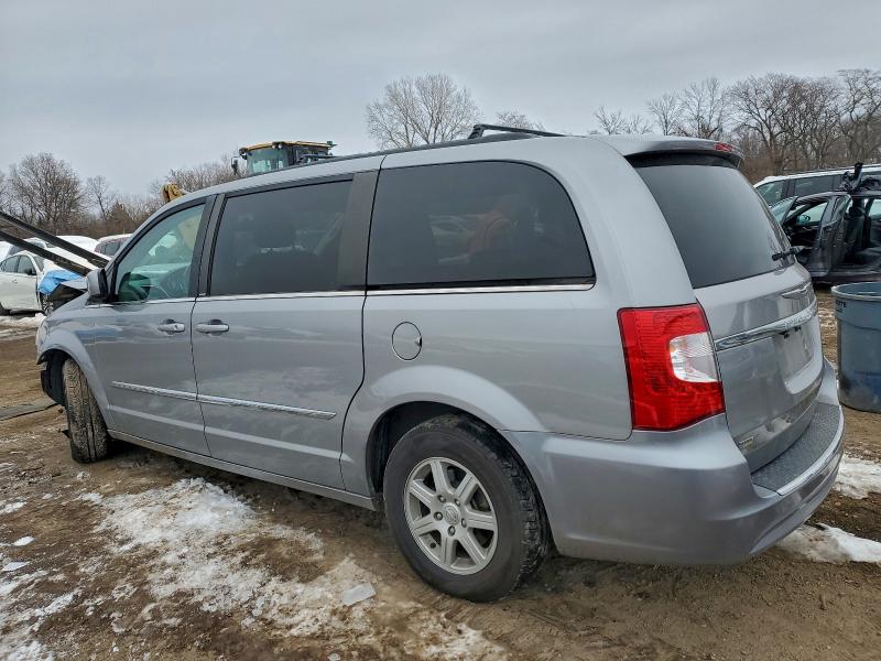 Photo 2 from auction – 2013 CHRYSLER TOWN & COU with VIN 2C4RC1BGXDR583185