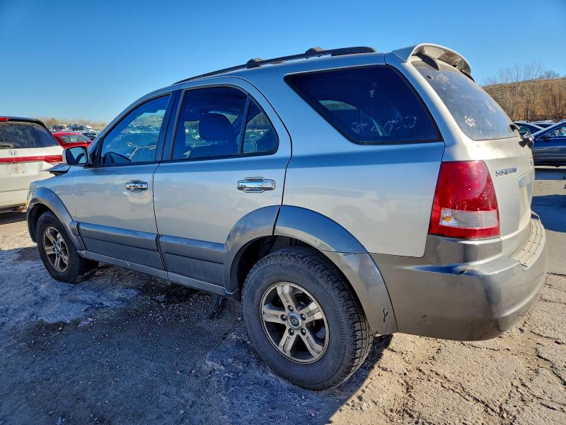 Photo 2 from auction – 2003 KIA SORENTO with VIN KNDJD733035155534