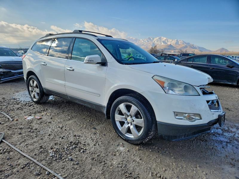 Photo 4 from auction – 2011 CHEVROLET TRAVERSE L with VIN 1GNKVLED3BJ256922
