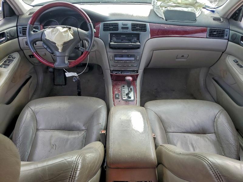 Photo 8 from auction – 2003 LEXUS ES 300 with VIN JTHBF30G130094351