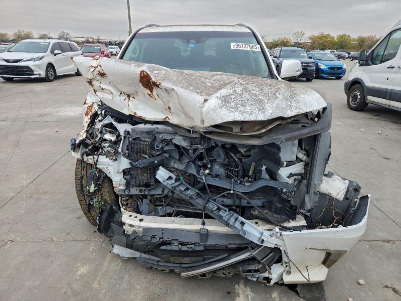 Photo 5 from auction – 2017 LEXUS LX 570 with VIN JTJHY7AX2H4231998