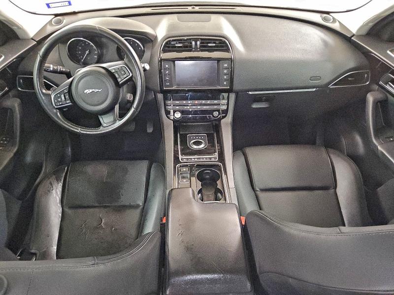 Photo 8 from auction – 2018 JAGUAR F-PACE PRE with VIN SADCJ2FX4JA270729