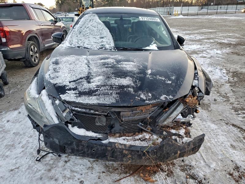 Photo 5 from auction – 2017 NISSAN ALTIMA 2.5 with VIN 1N4AL3AP5HC145611