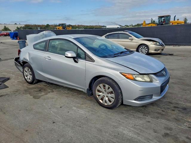 Photo 4 from auction – 2012 HONDA CIVIC LX with VIN 2HGFG3B51CH519155