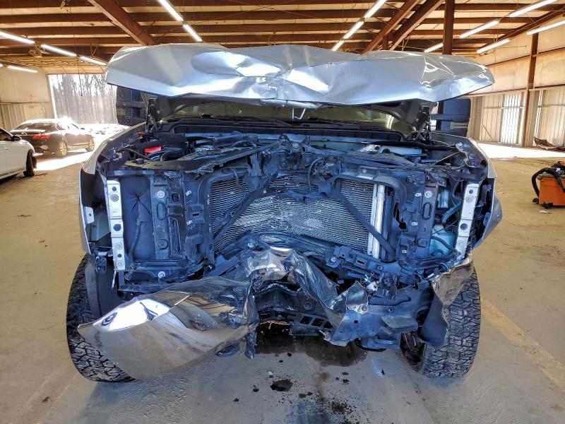 Photo 5 from auction – 2016 CHEVROLET SILVERADO with VIN 3GCUKREC4GG310211