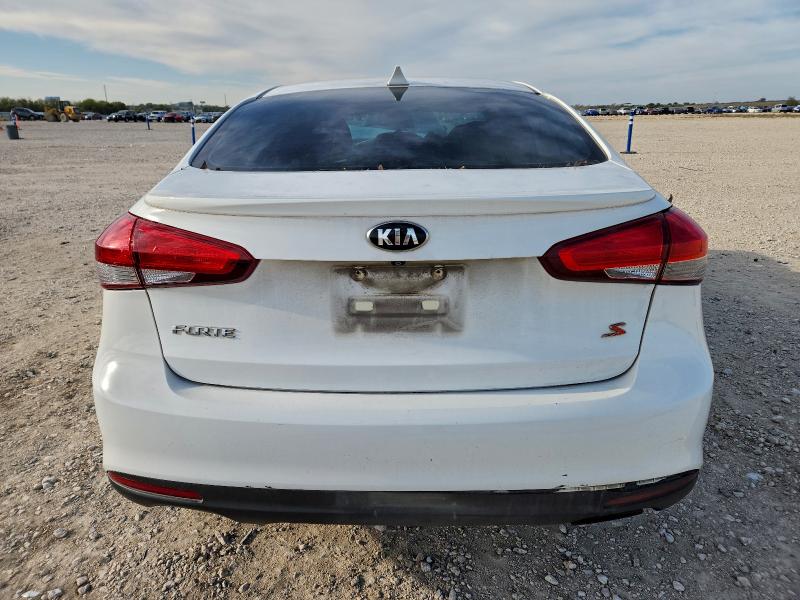 Фото 6 с аукциона – 2017 KIA FORTE LX с VIN 3KPFL4A78HE012162