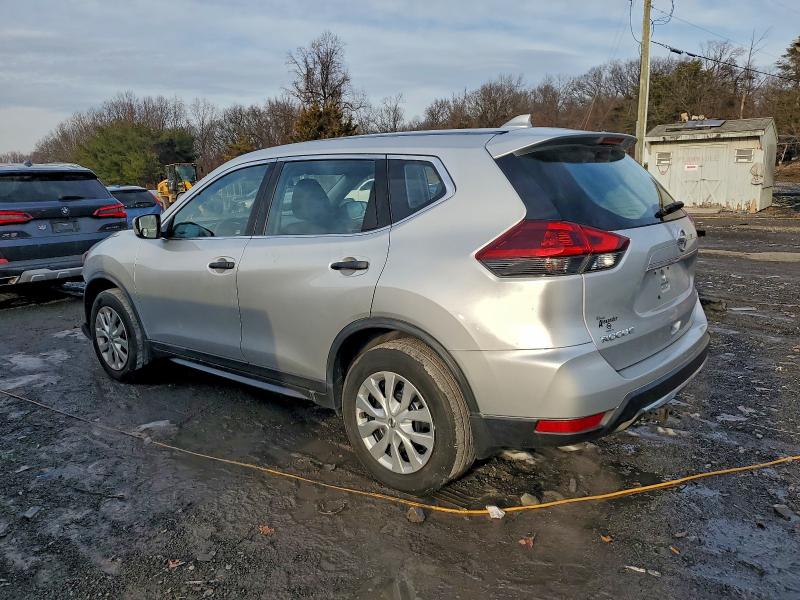 Photo 2 from auction – 2018 NISSAN ROGUE S with VIN KNMAT2MV7JP607695