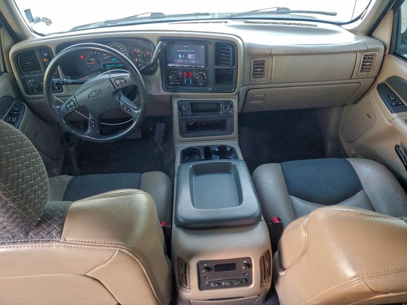 Photo 8 from auction – 2004 CHEVROLET AVALANCHE with VIN 3GNEK12T94G265571