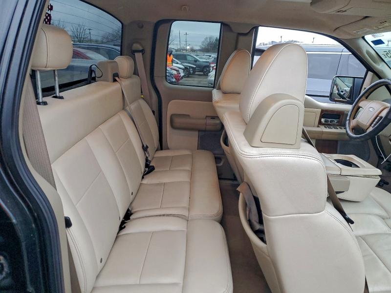 Photo 10 from auction – 2004 FORD F150 with VIN 1FTPX12574NC56718