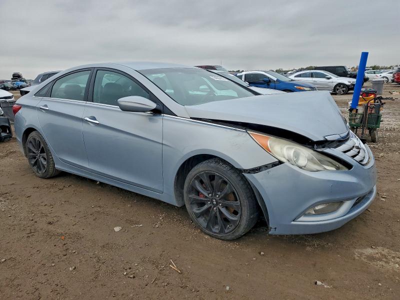 Photo 4 from auction – 2011 HYUNDAI SONATA SE with VIN 5NPEC4AB0BH176590