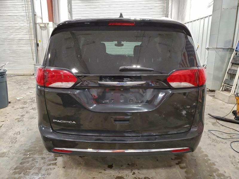 Photo 6 from auction – 2018 CHRYSLER PACIFICA T with VIN 2C4RC1EG6JR155329