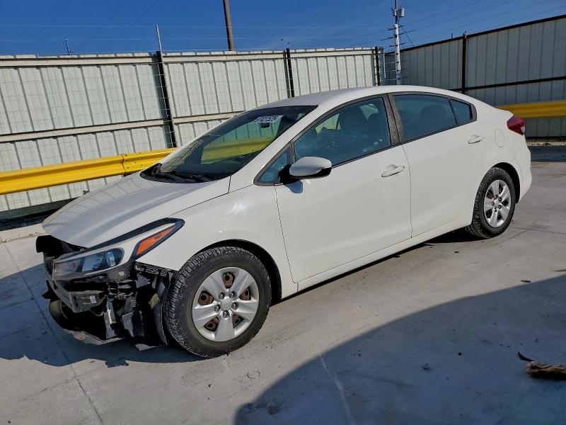Photo 1 from auction – 2018 KIA FORTE LX with VIN 3KPFK4A72JE229490