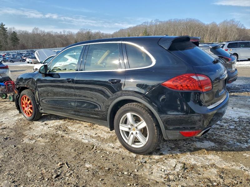 Photo 2 from auction – 2014 PORSCHE CAYENNE with VIN WP1AA2A25ELA93972