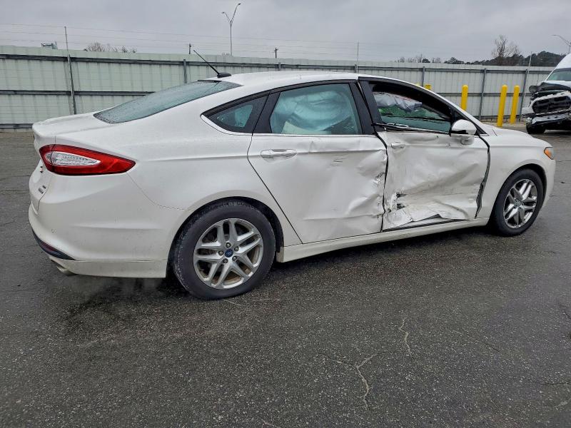 Photo 3 from auction – 2013 FORD FUSION SE with VIN 3FA6P0HR6DR270936